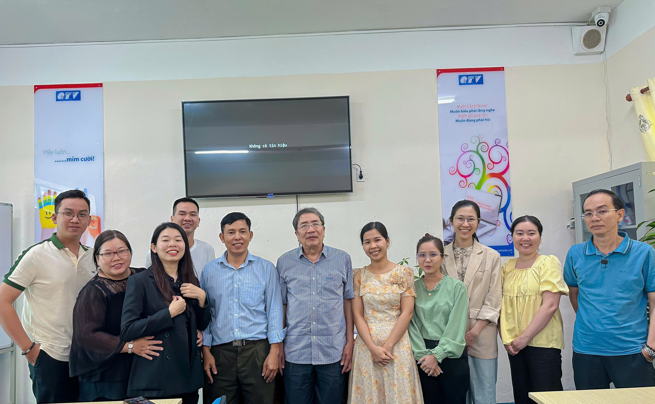 Lớp học Quản lý Giáo dục
